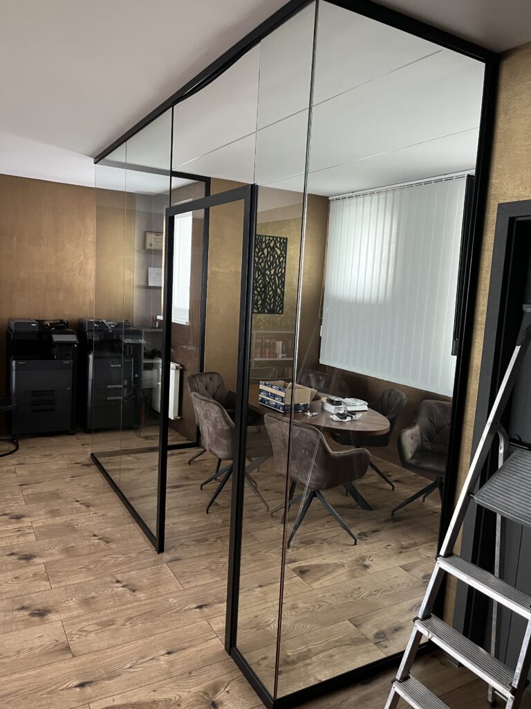 70B67AD6-EAC7-4DC4-8937-CF1C6F59BC86